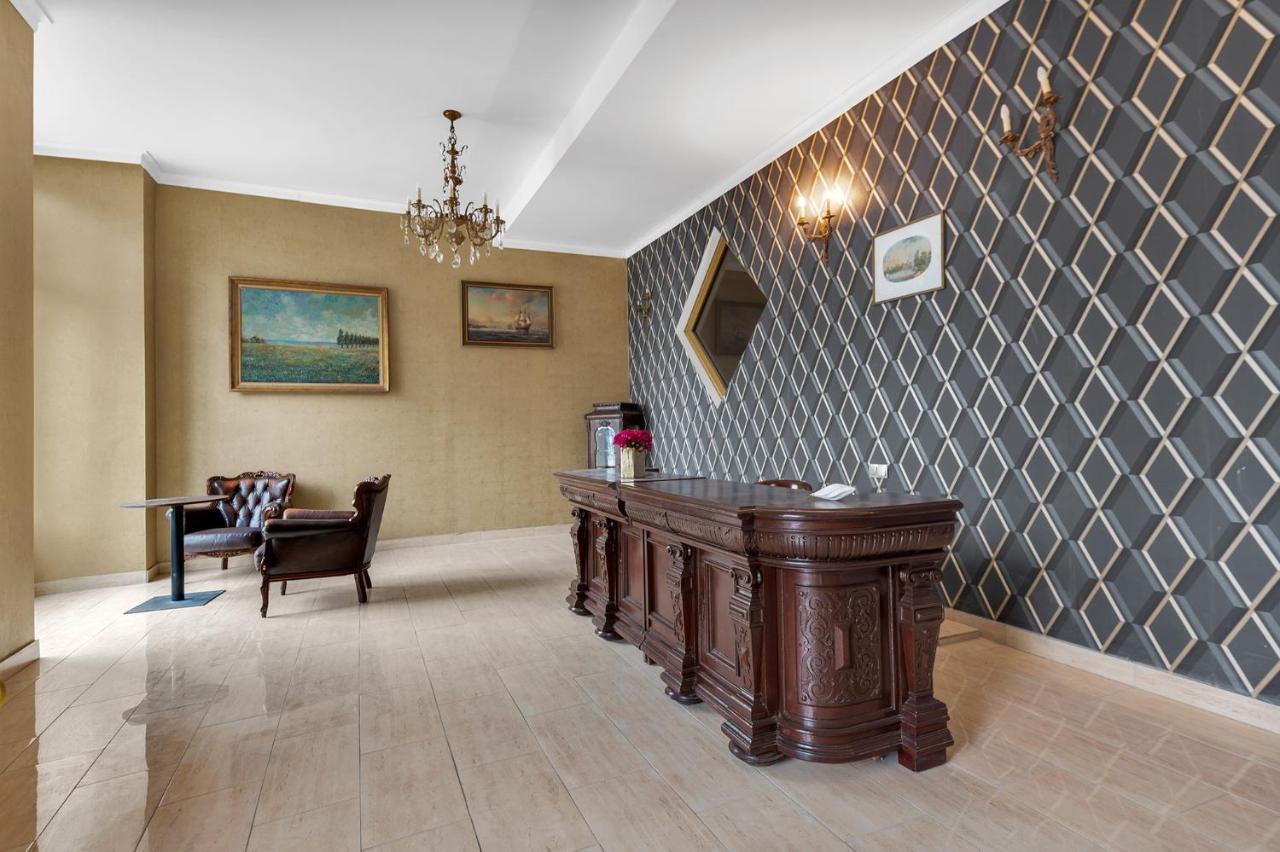 Apartament Palacowy Polonia Z Miejscem Parkingowym Łódź Exteriör bild